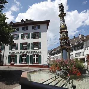 Spalenbrunnen & Restaurant Center Szálloda